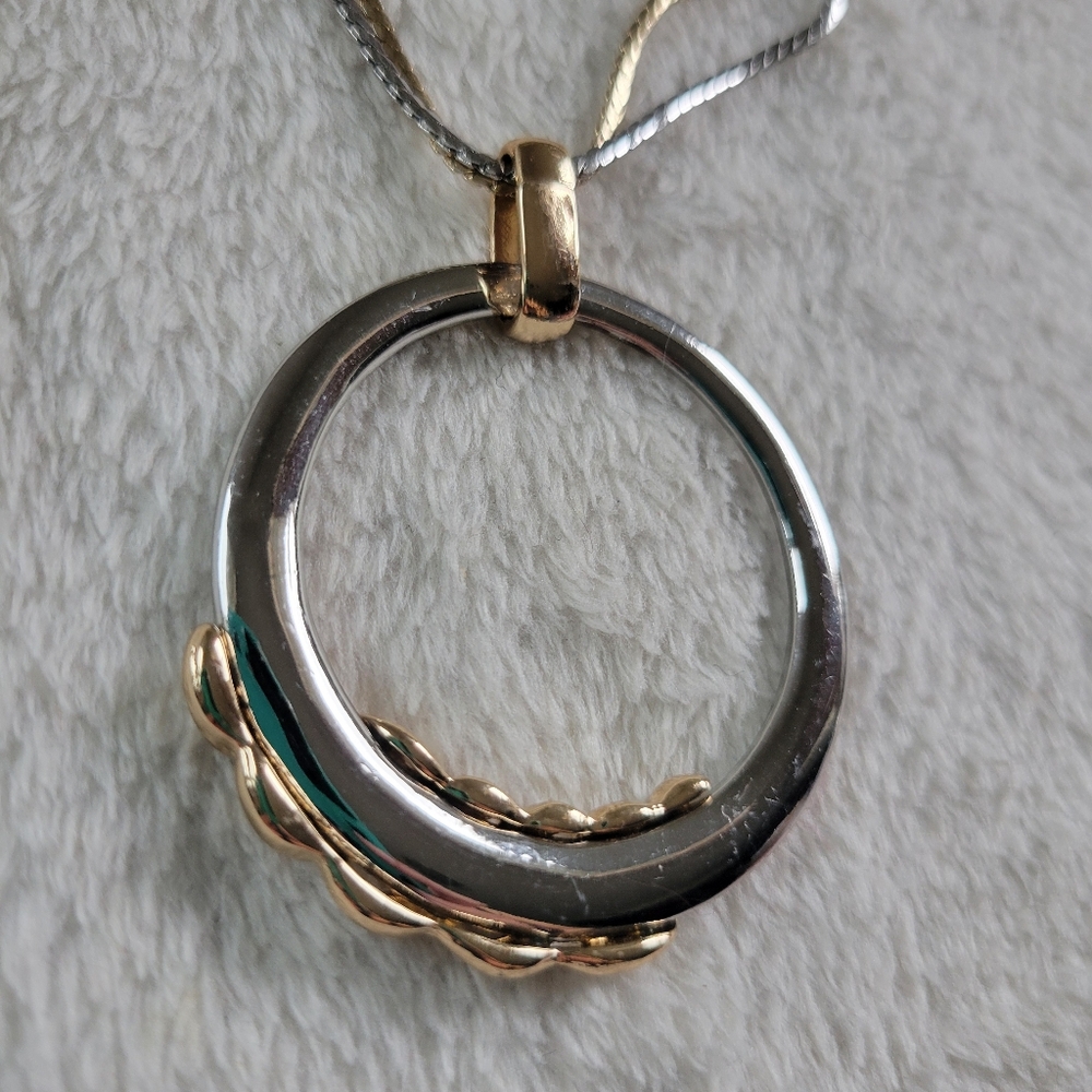 WHBM | Elegant Silver/Gold Tone Crystal Accent Circle Pendant Necklace - Picture 8 of 12